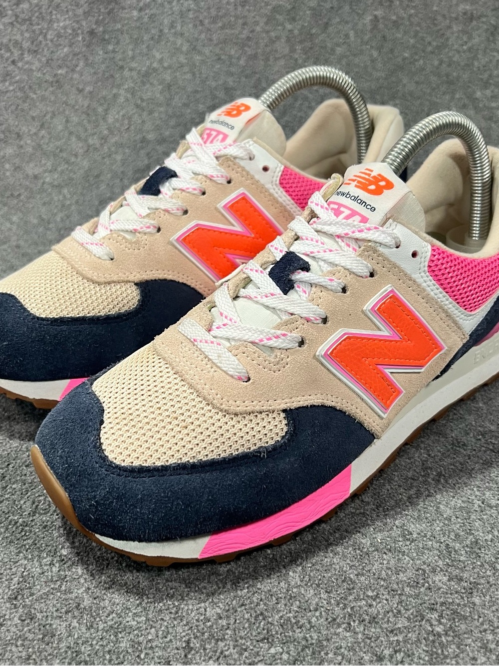 New Balance Women’s 584v2 Natural Indigo Vintage Rose Size 8.5 Running Casual